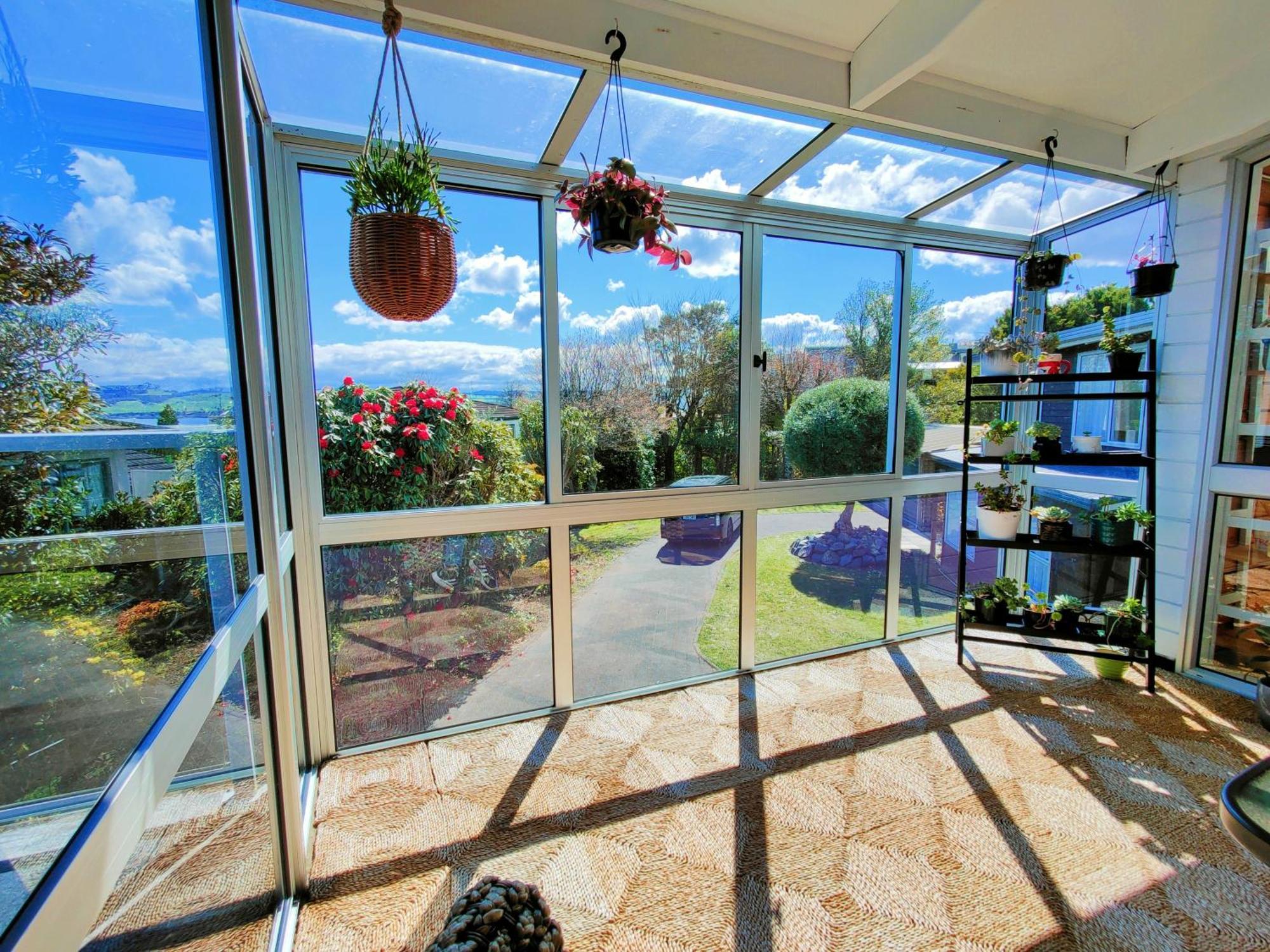 אגם טאופו Delight In Birch-Lake View Holiday Home מראה חיצוני תמונה