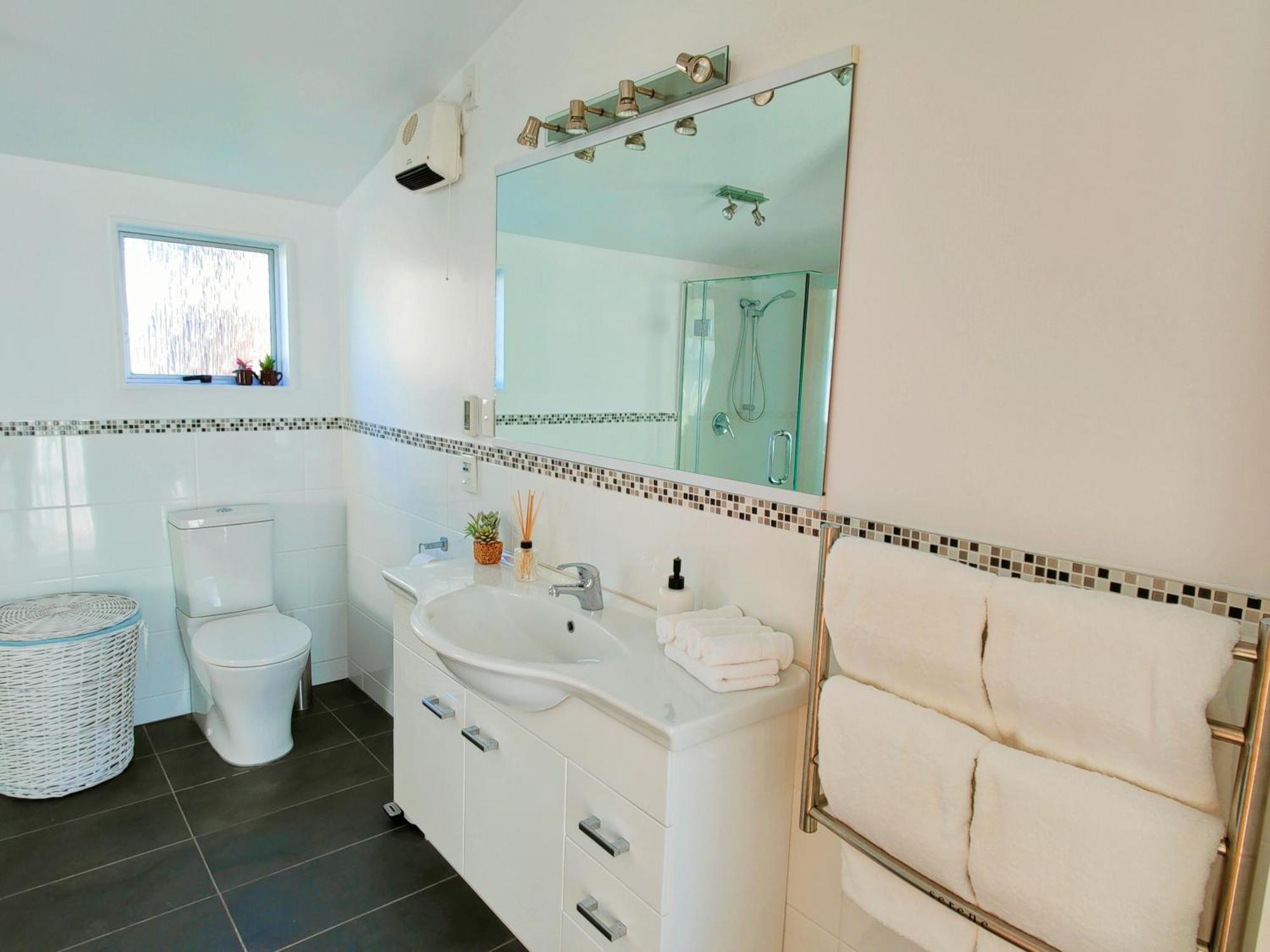 אגם טאופו Delight In Birch-Lake View Holiday Home מראה חיצוני תמונה