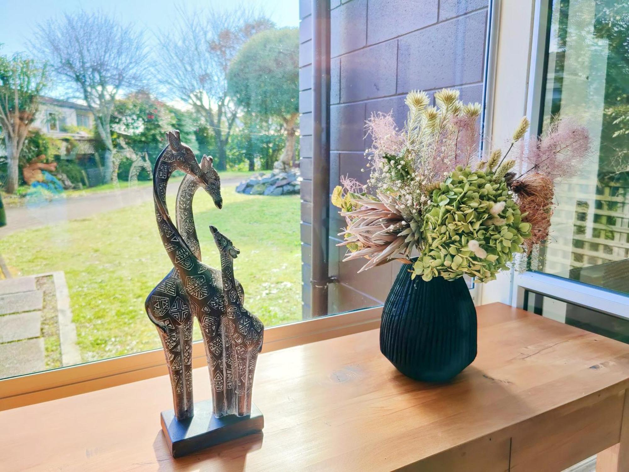 אגם טאופו Delight In Birch-Lake View Holiday Home מראה חיצוני תמונה